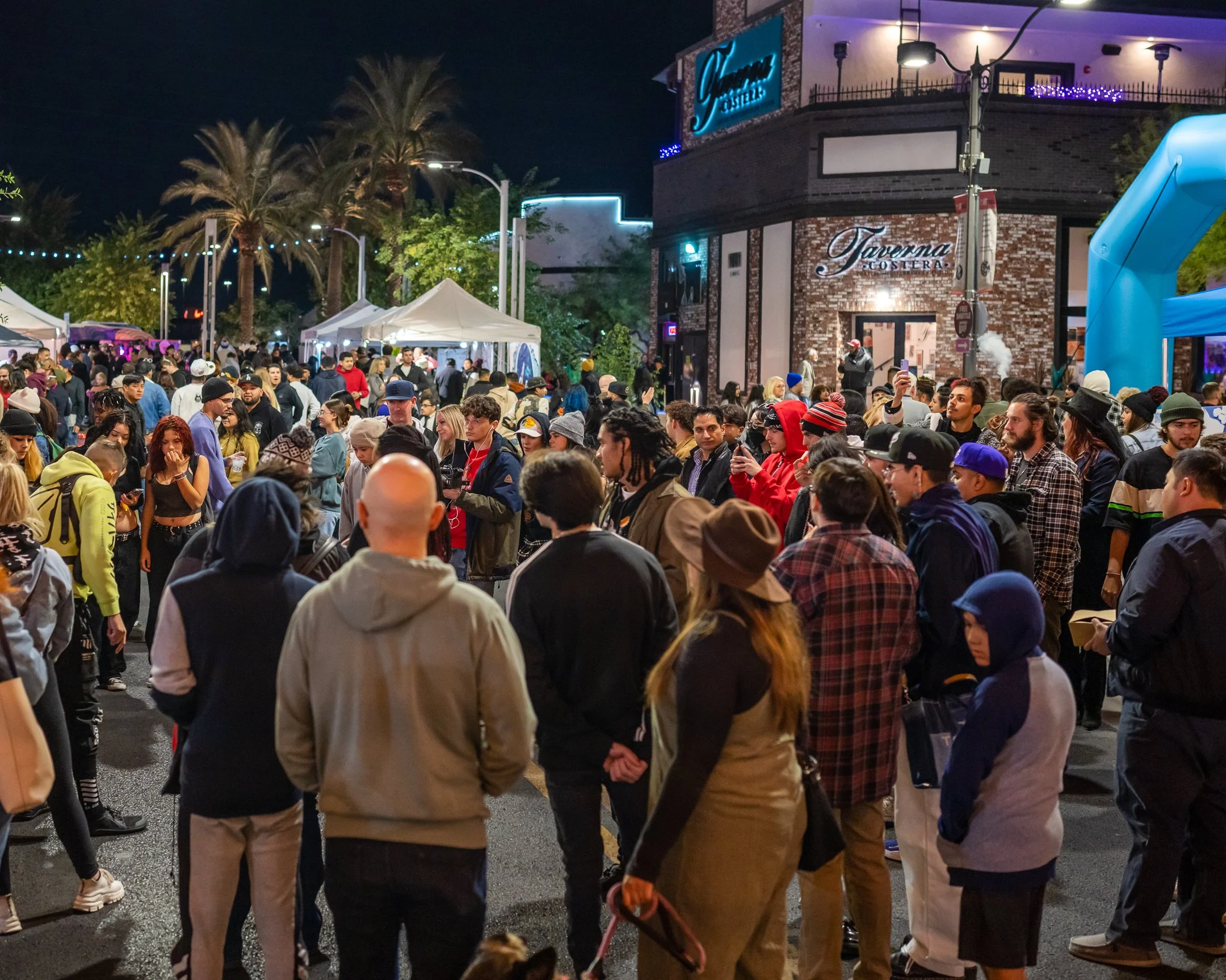 First Friday crowd in the Arts District