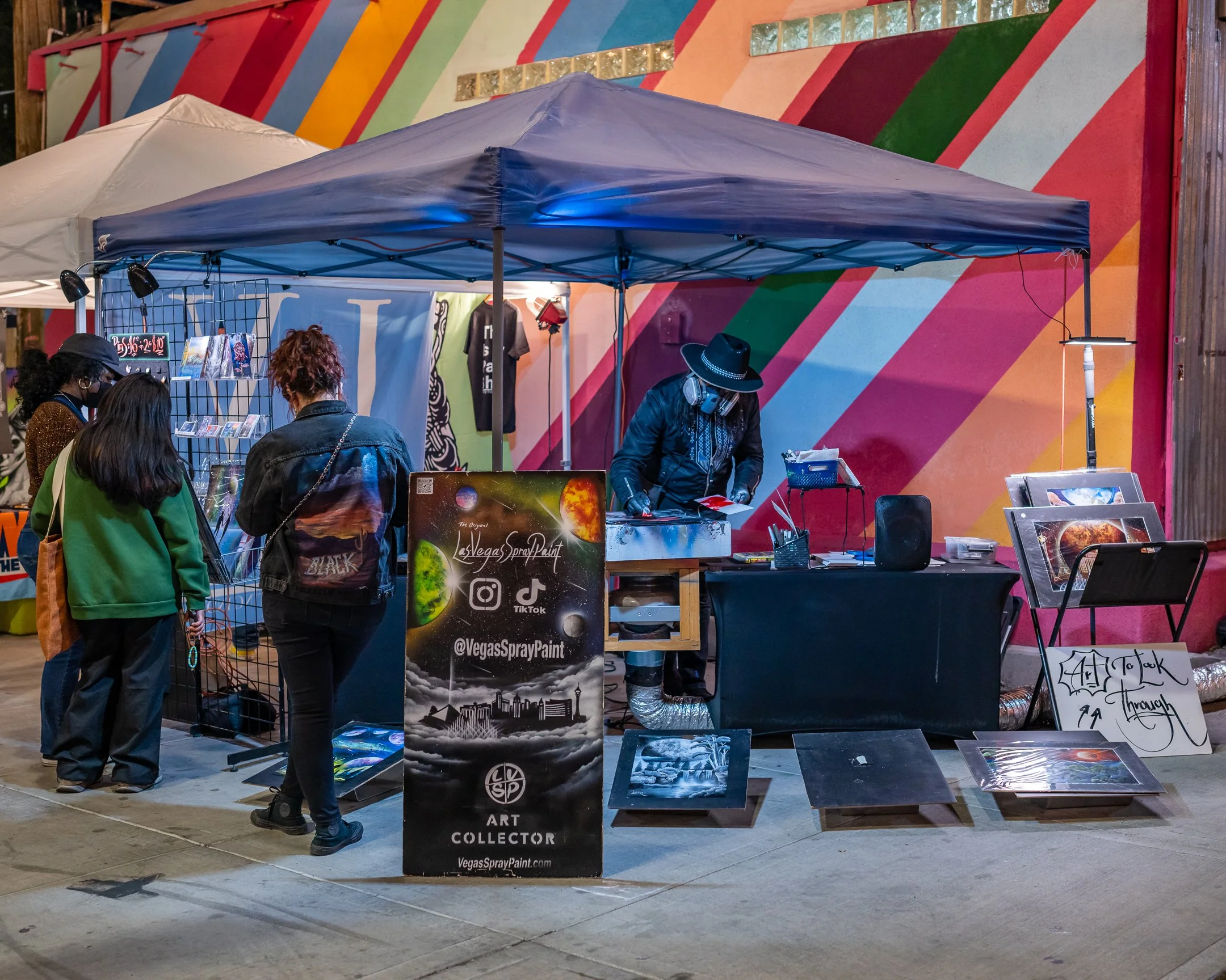 Street art and vendors